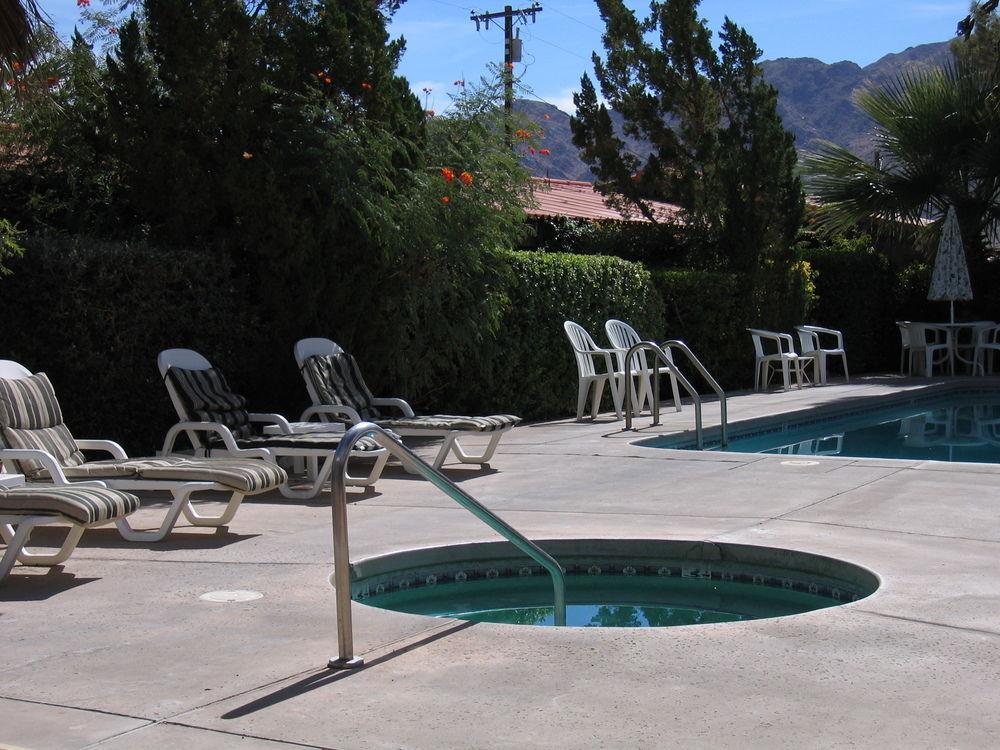 Circle C Lodge Twentynine Palms Exterior photo